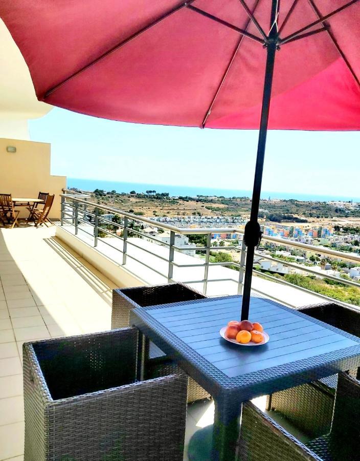 Sea View Penthouse In Albufeira Leilighet Eksteriør bilde