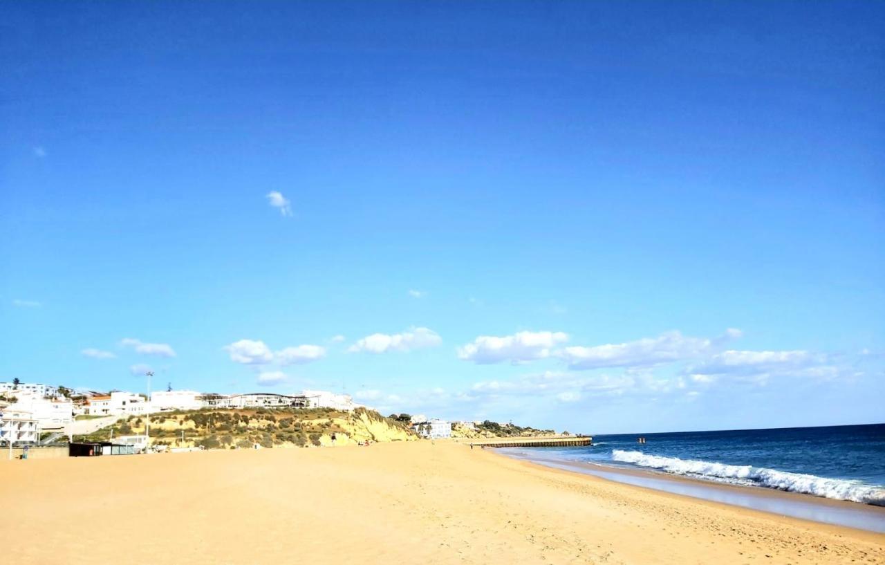 Sea View Penthouse In Albufeira Leilighet Eksteriør bilde